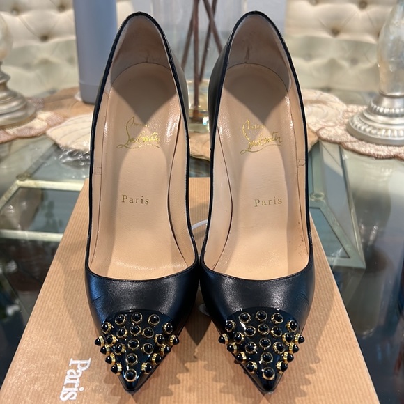 Christian Louboutin‘s - Picture 3 of 5